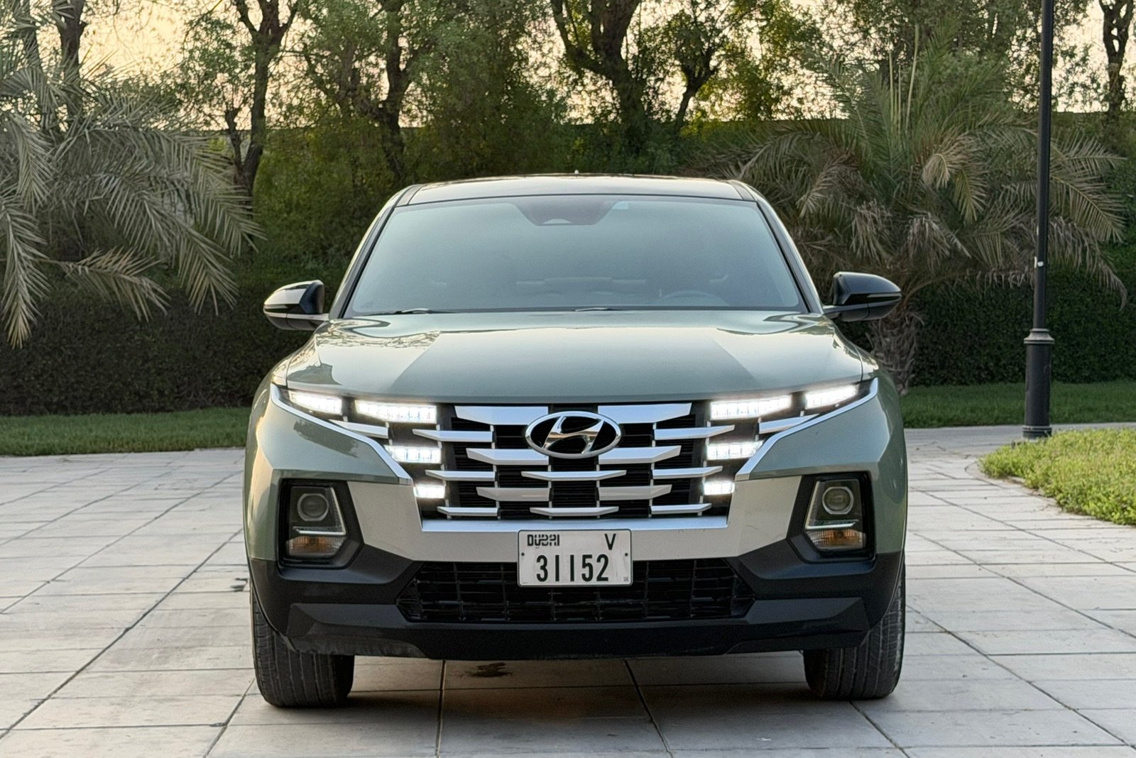 Rent a Hyundai Santa Cruz in Dubai photo 3