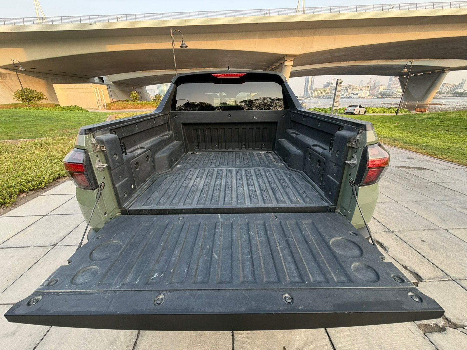 Rent a Hyundai Santa Cruz in Dubai photo 6