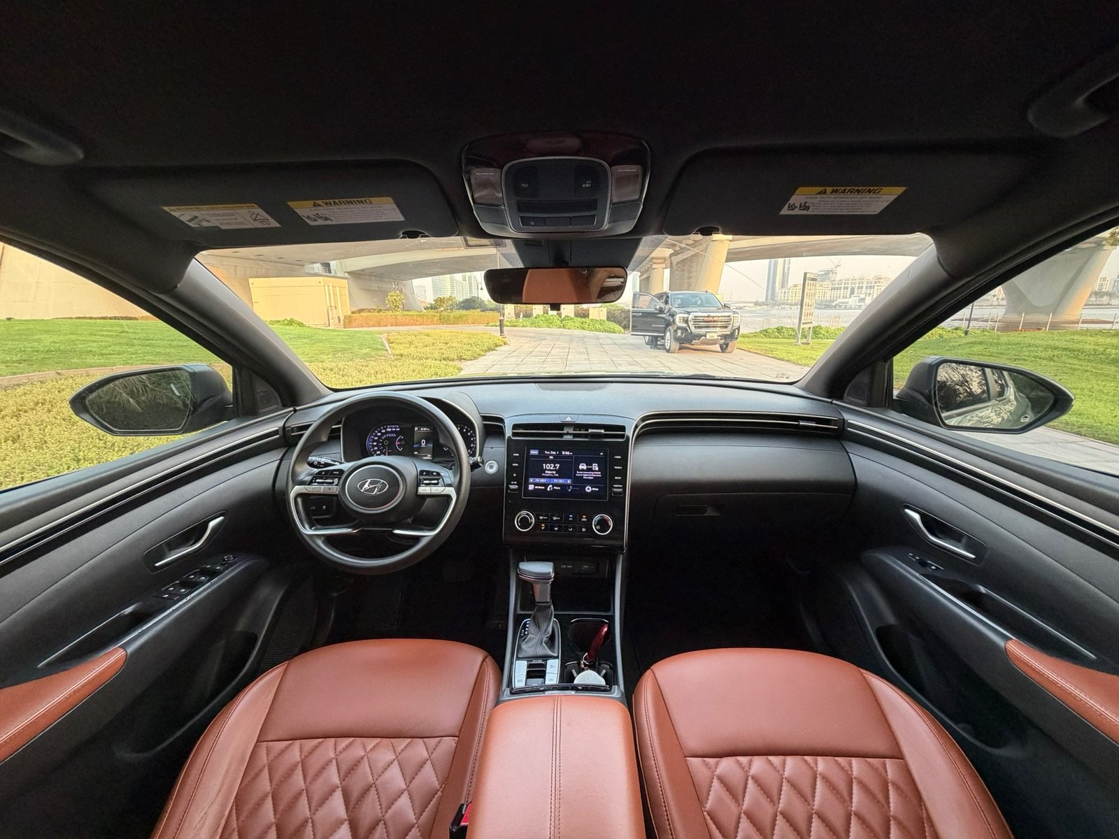 Rent a Hyundai Santa Cruz in Dubai photo 8
