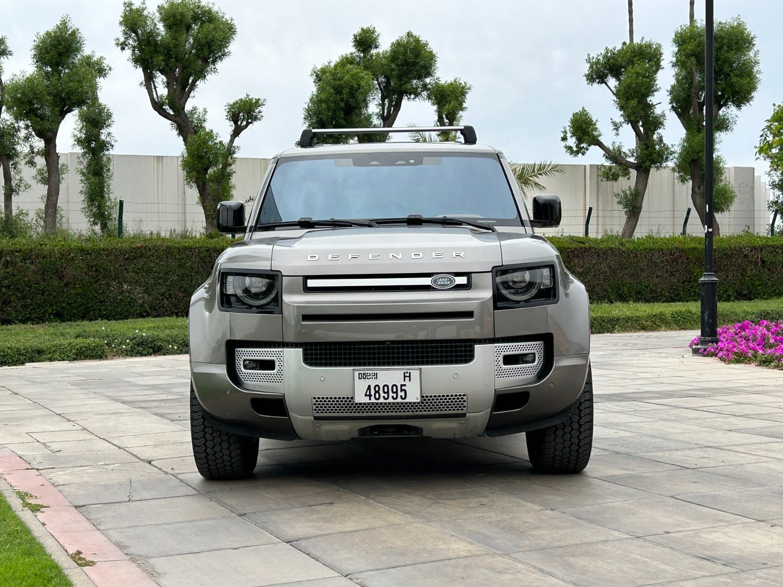 Rent Land Rover Defender 110 in Dubai photo 7