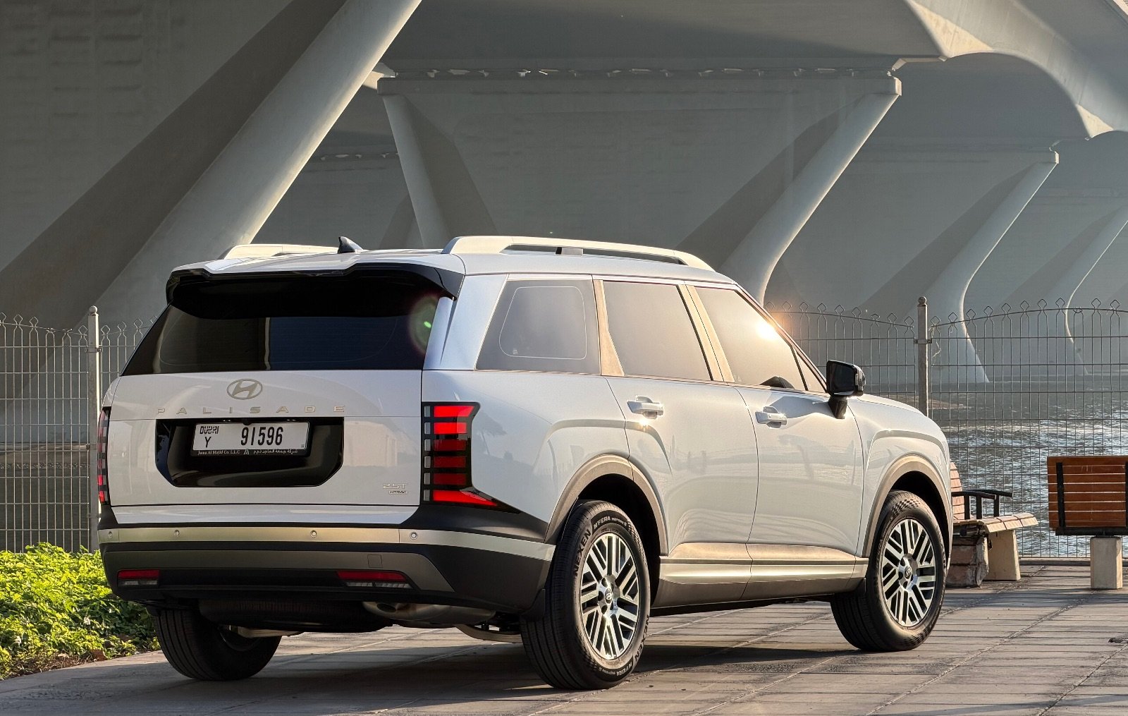 Rent a Hyundai Palisade in Dubai (Beige) photo 2