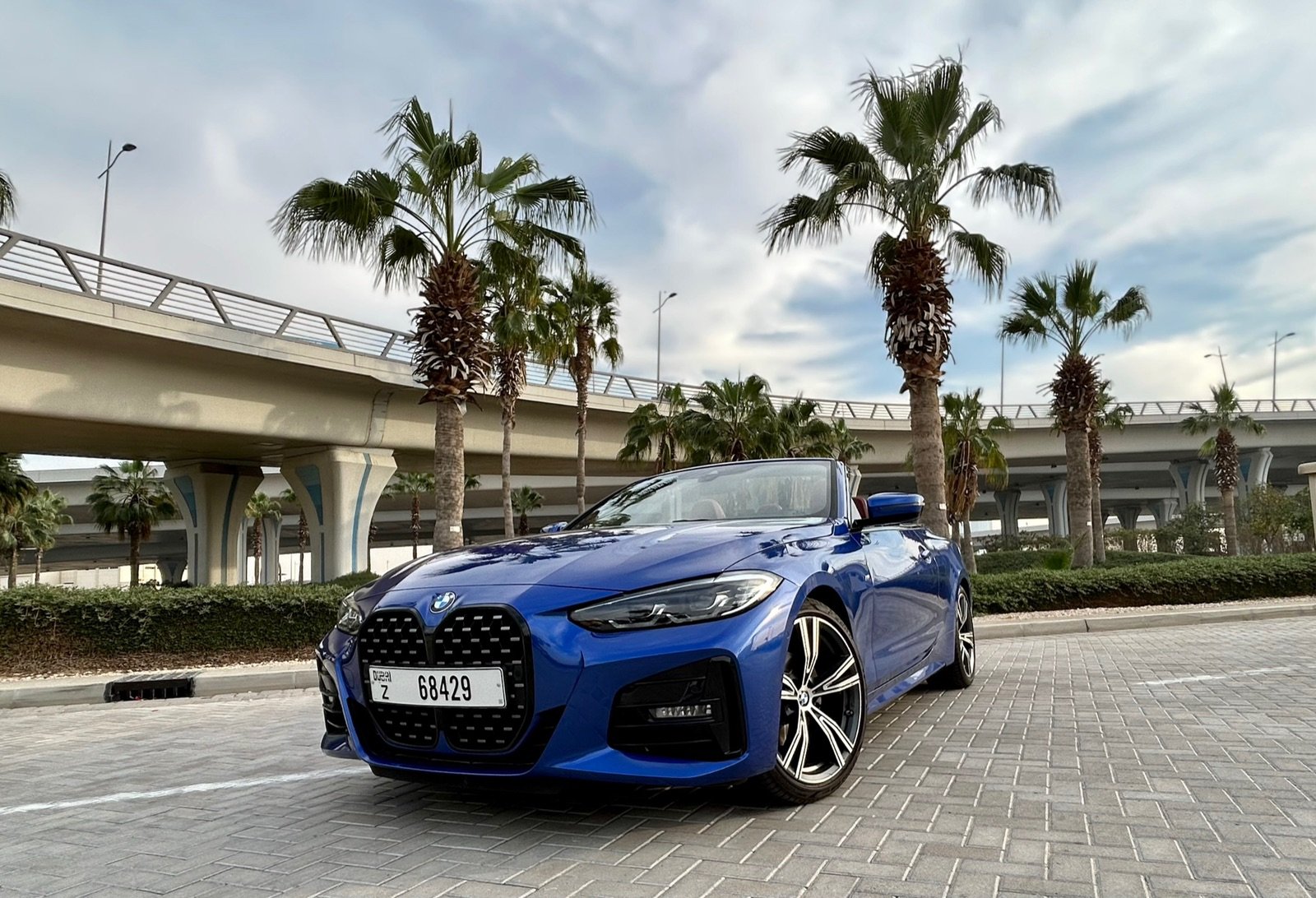 Hire BMW 4 Series Convertible in Dubai rental in Dubai