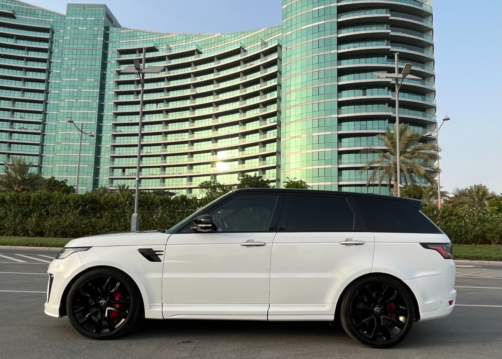 Land Rover Range Rover Sport HST for Rent in Dubai photo 4
