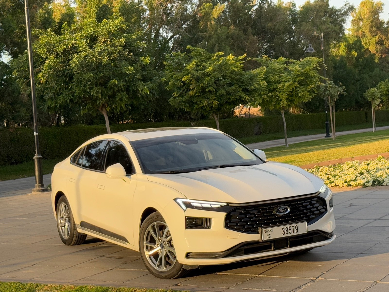 Ford Taurus Rental in Dubai rental in Dubai