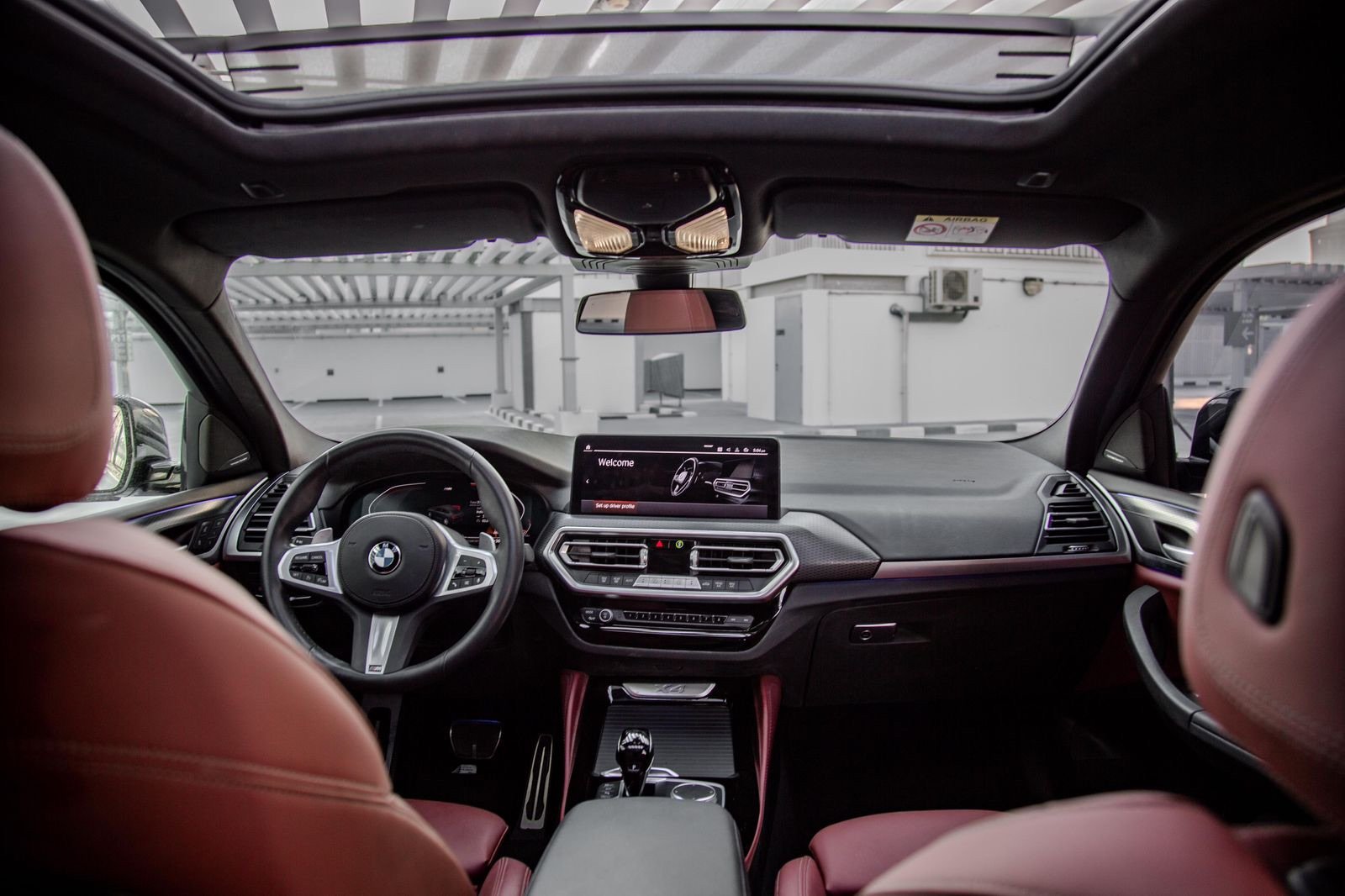 Rent a BMW X4 in Dubai photo 4