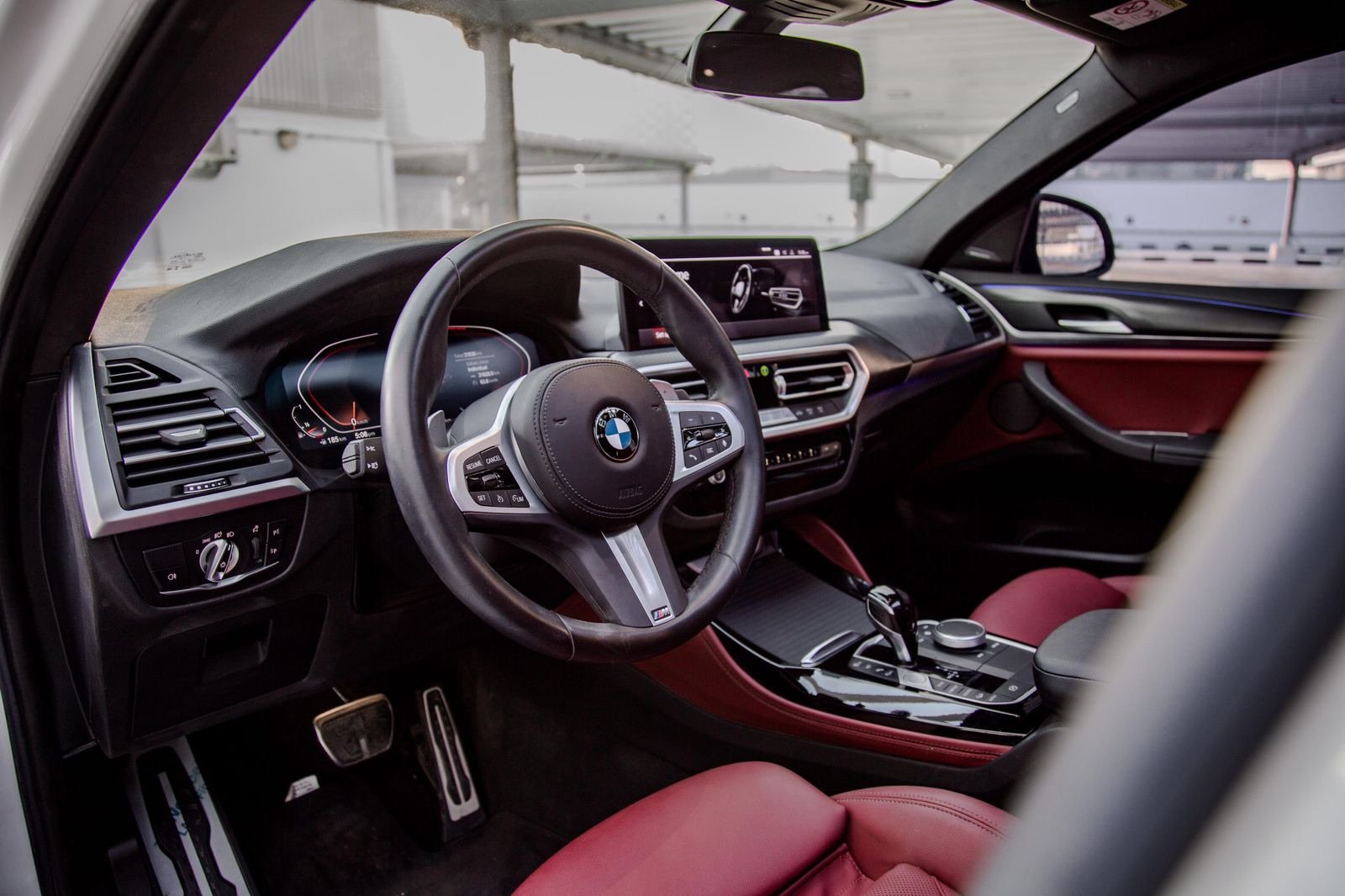 Rent a BMW X4 in Dubai photo 5