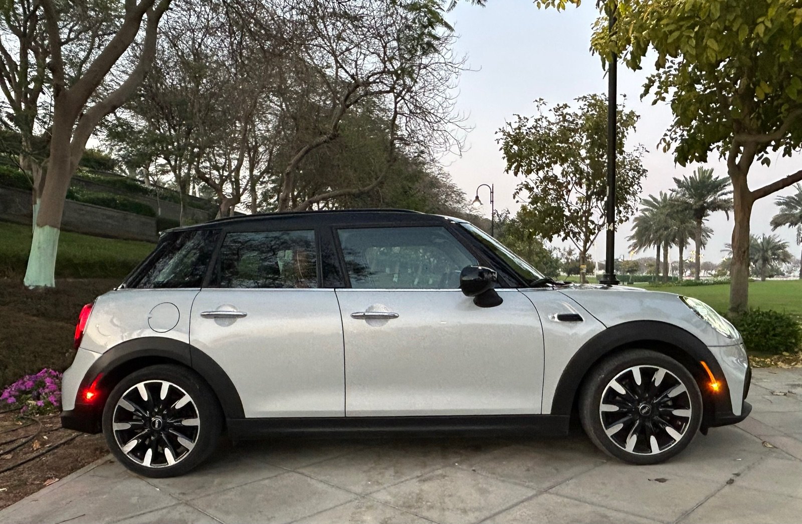 MINI Cooper F55 Rental in Dubai photo 4