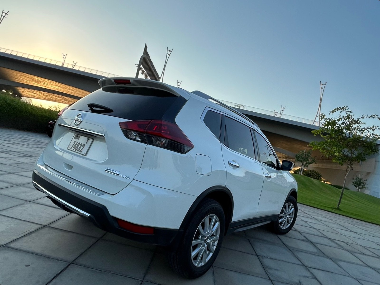 Rent Nissan X-Trail in Dubai photo 5