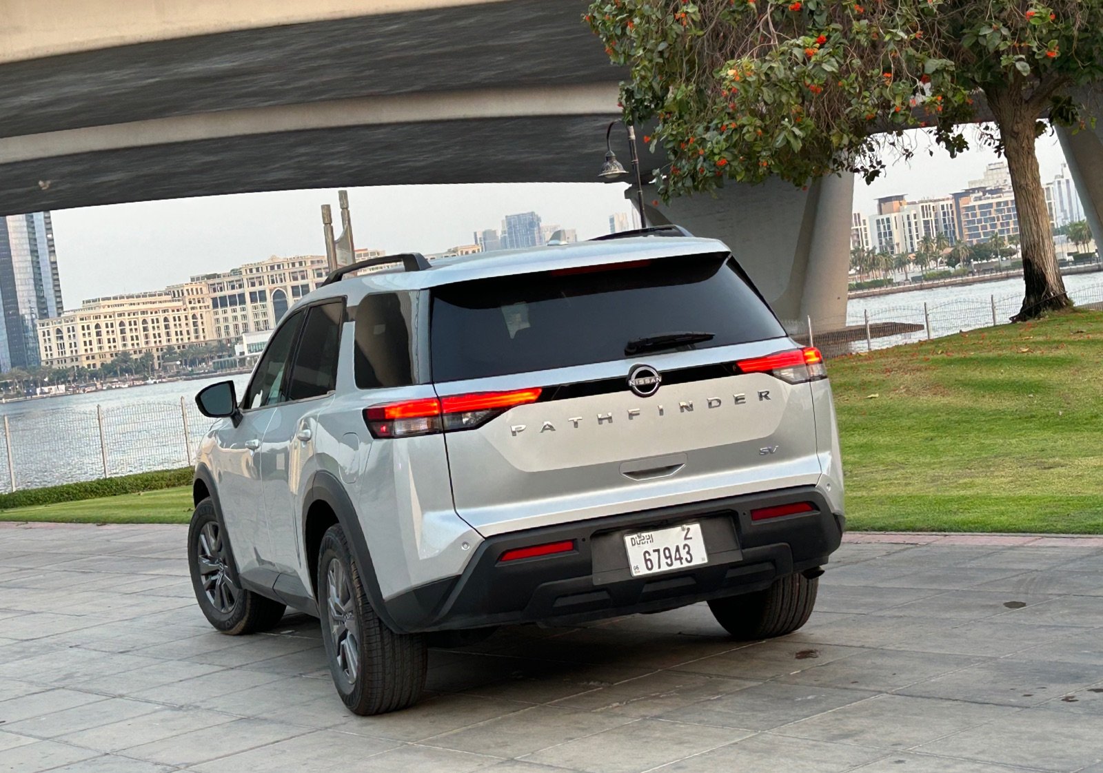 Nissan Pathfinder Rental in Dubai photo 2