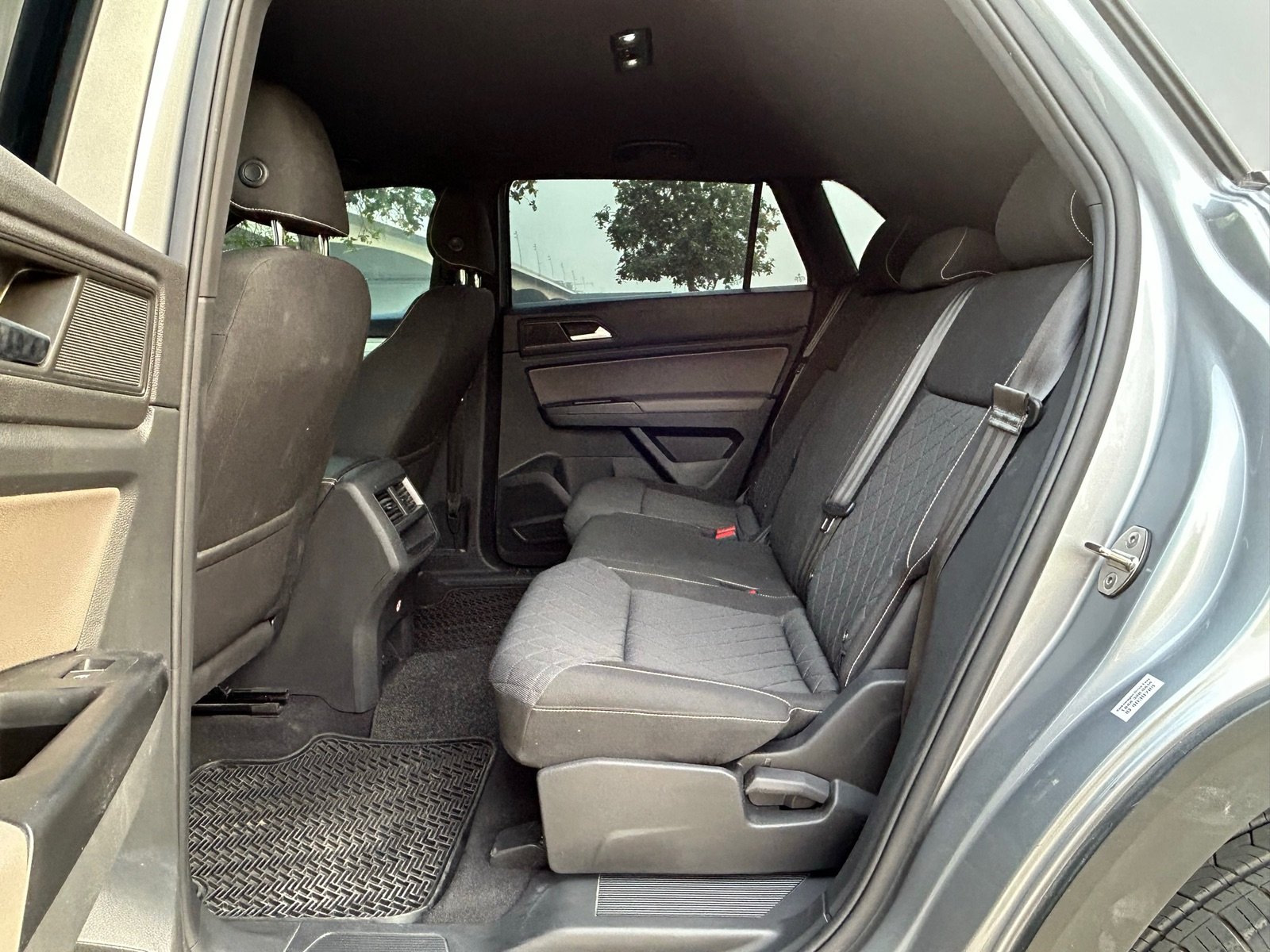Volkswagen Atlas Cross Sport for Rent in Dubai photo 6