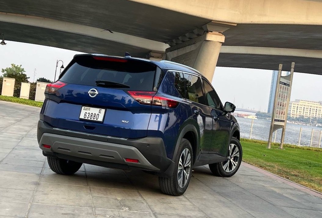 Hire Nissan X-Trail in Dubai (Blue, Automatic, VERONA A) photo 2