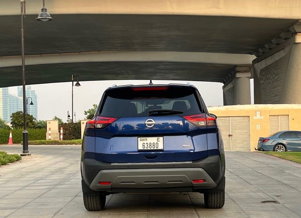 Hire Nissan X-Trail in Dubai (Blue, Automatic, VERONA A) photo 5