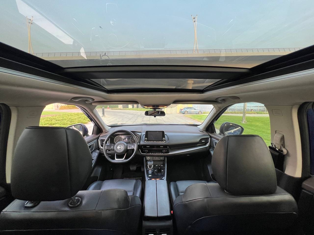 Hire Nissan X-Trail in Dubai (Blue, Automatic, VERONA A) photo 9