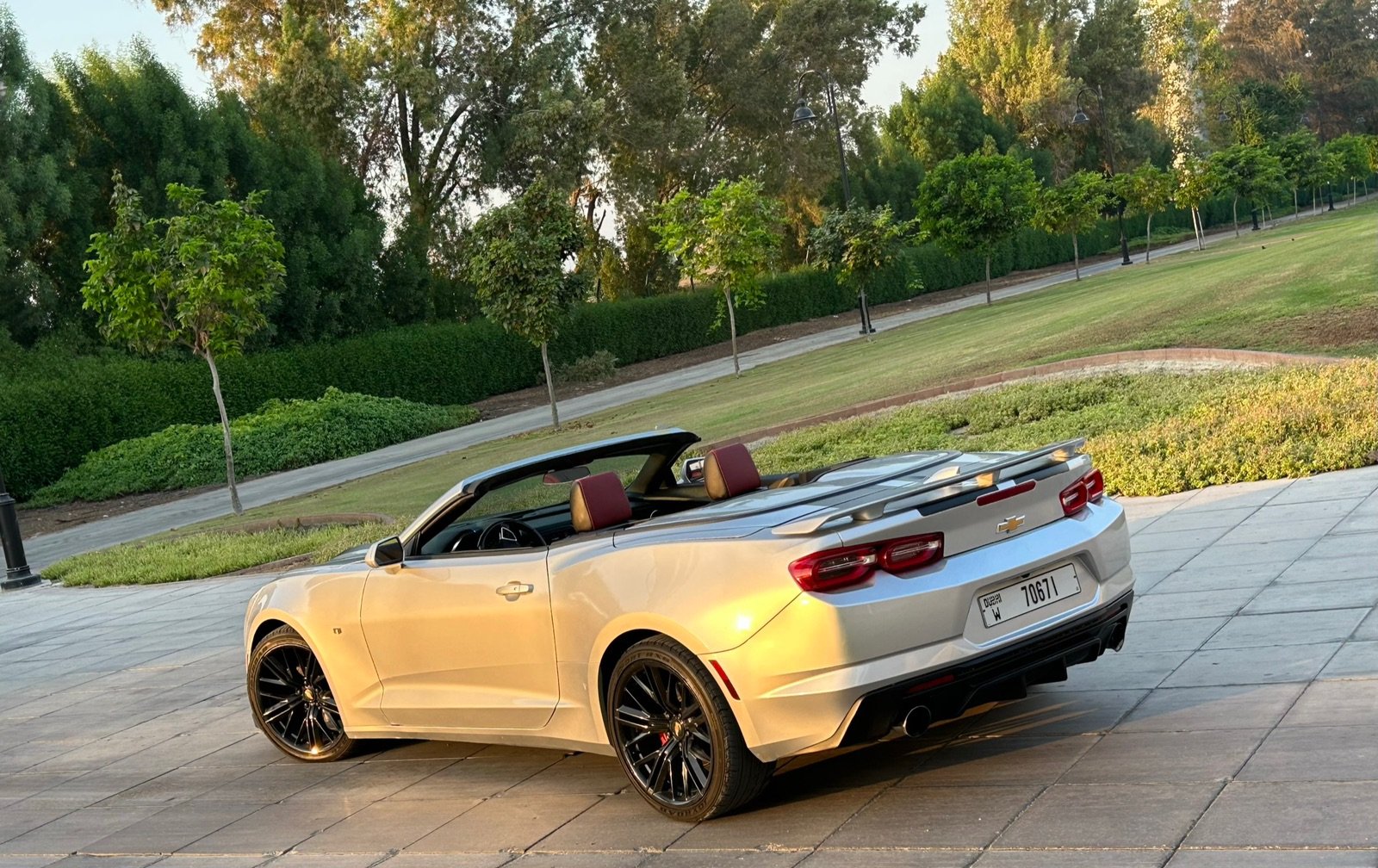Rent a Chevrolet Camaro RS Convertible in Dubai photo 2