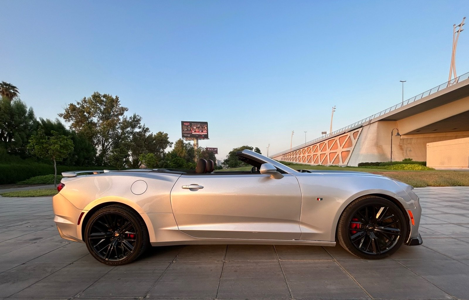 Rent a Chevrolet Camaro RS Convertible in Dubai photo 4