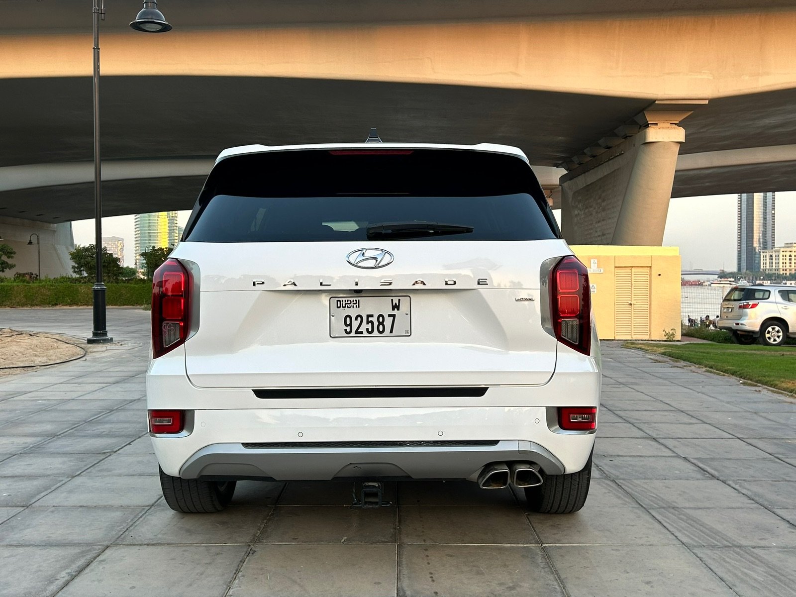 Hire Hyundai Palisade VIP in Dubai photo 5