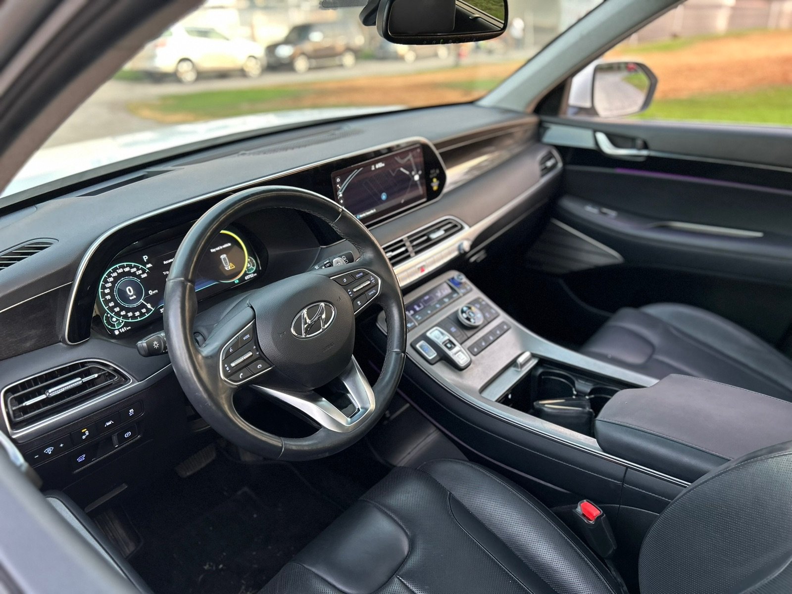 Hire Hyundai Palisade VIP in Dubai photo 6