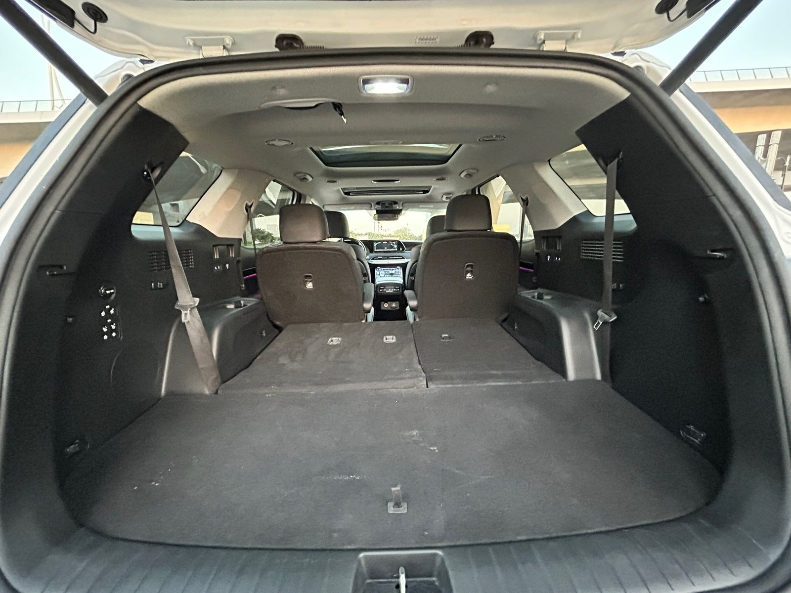 Hire Hyundai Palisade VIP in Dubai photo 10