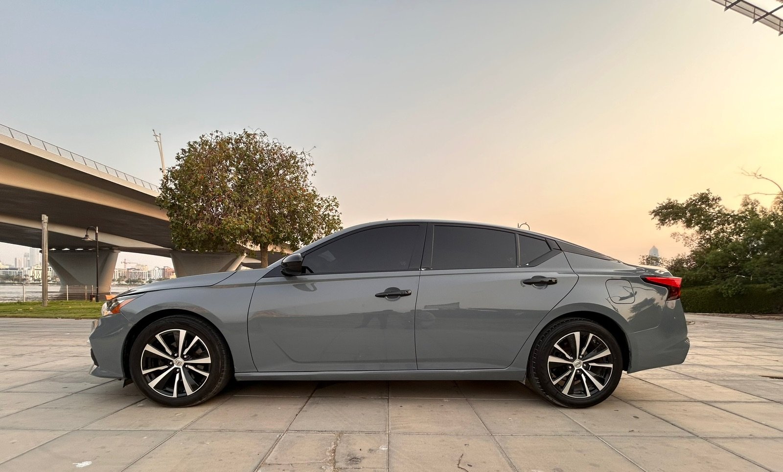Hire Nissan Altima in Dubai photo 4
