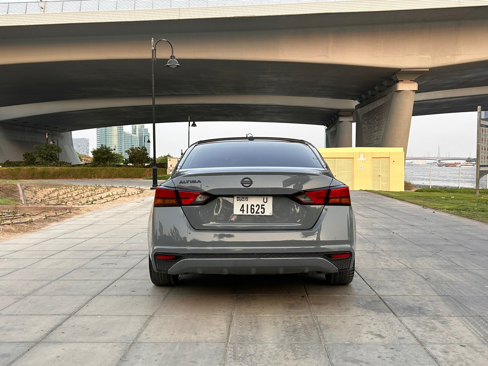 Hire Nissan Altima in Dubai photo 5