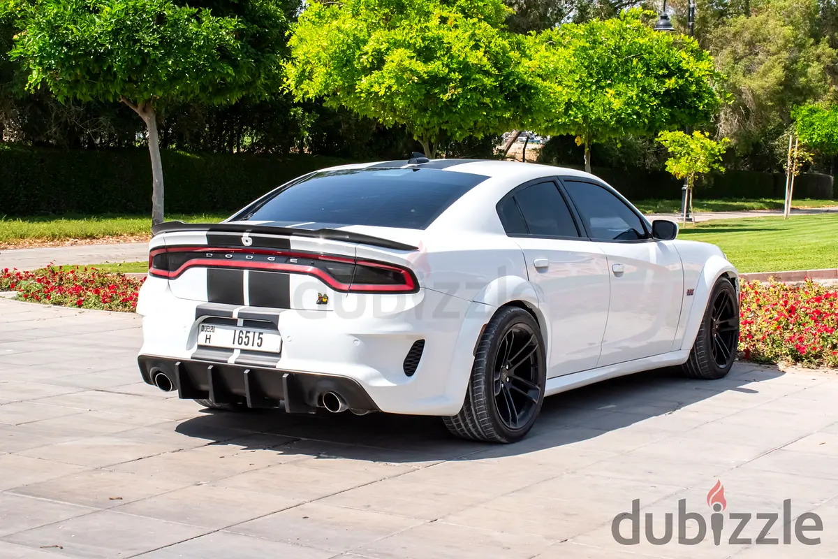 2020 Dodge Charger for Rent in Palm Jumeirah photo 4