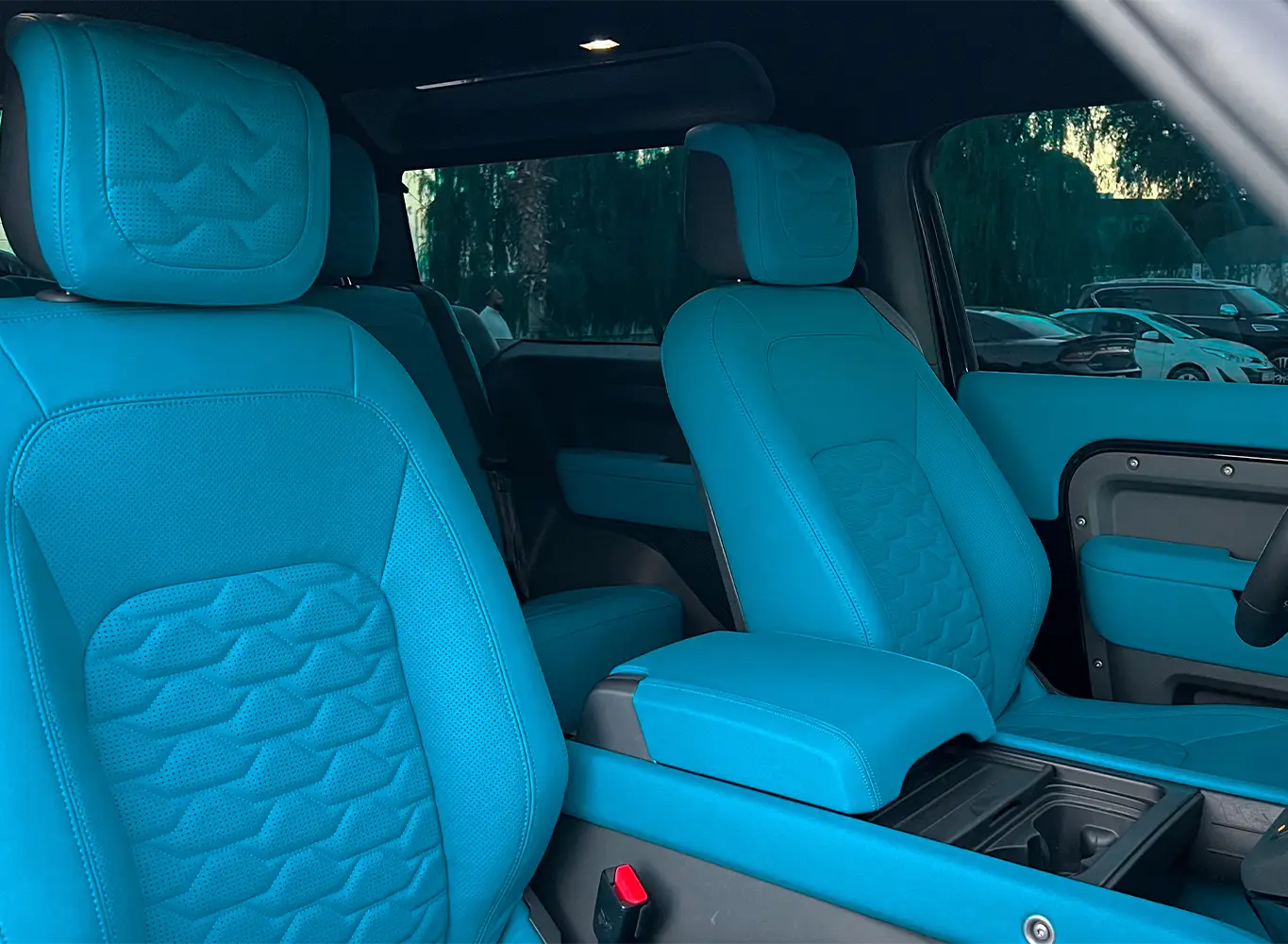 2025 Land Rover Defender for Rent in Al Quoz 3 photo 5
