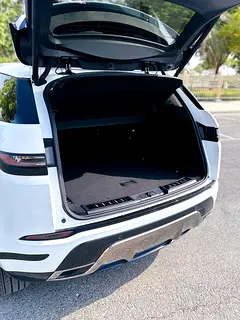 2025 Land Rover Range Rover Evoque for Rent in Al Barsha 1 photo 5
