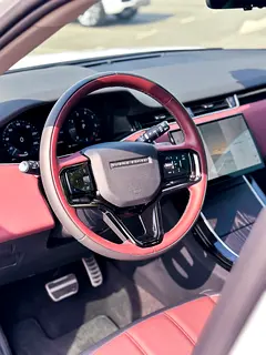 2025 Land Rover Range Rover Evoque for Rent in Al Barsha 1 photo 7