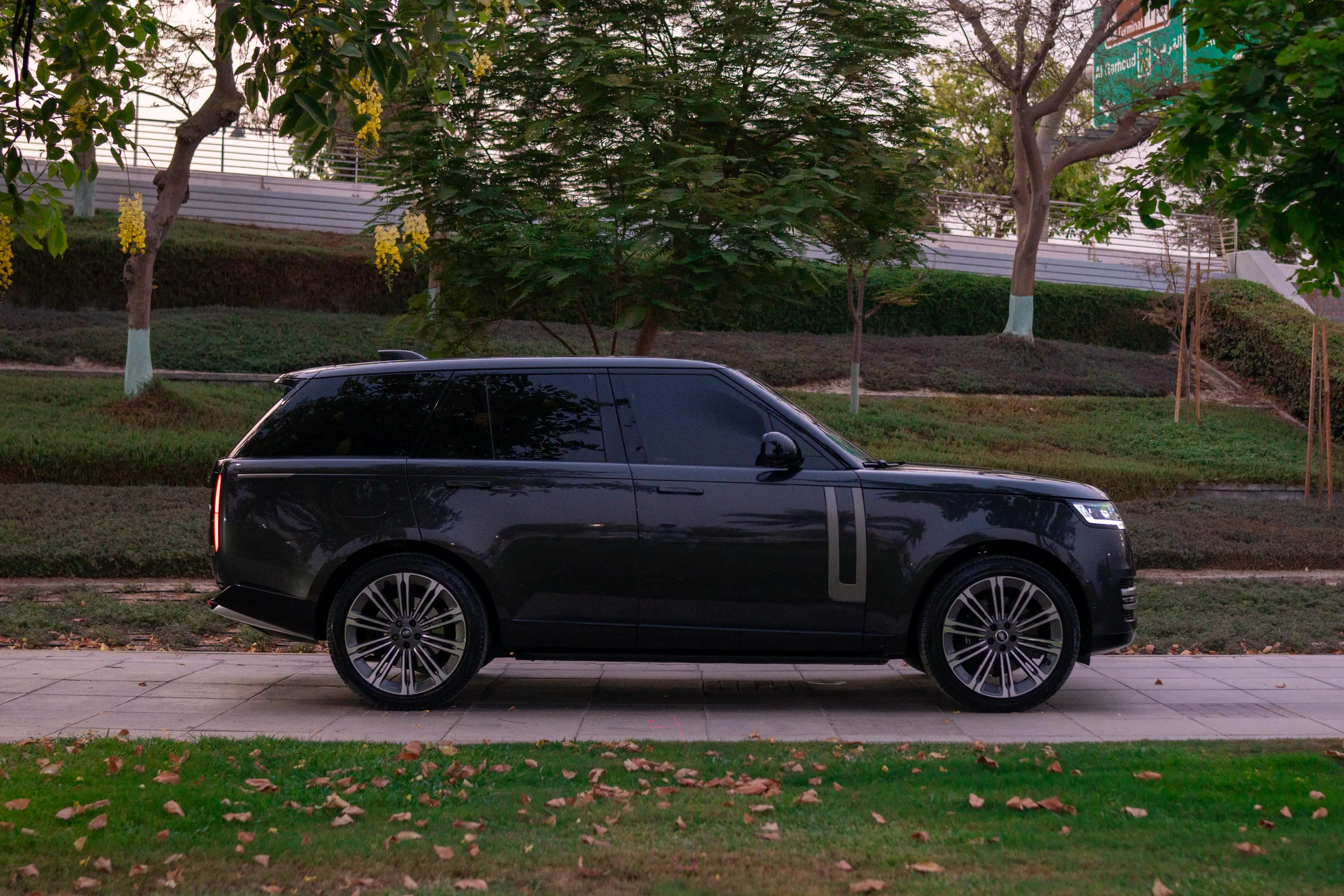 2023 Land Rover Range Rover Vogue Grey Rental in Dubai photo 5