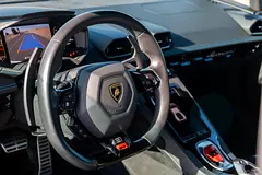 2022 Lamborghini Huracan for Rent in Al Quoz 3 photo 2