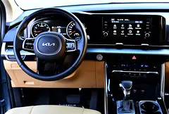 2024 Kia Carnival for Rent in Al Garhoud photo 6