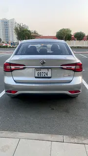 2022 MG MG5 for Rent in Al Barsha 1 photo 4
