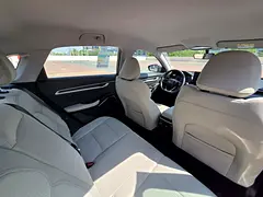 2026 Geely Emgrand 7 for Rent in Jumeirah Lake Towers (JLT) — No-Deposit Options Available photo 6