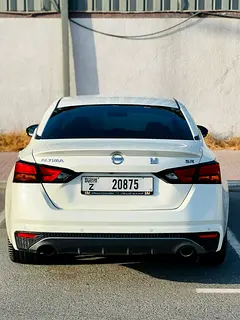 2023 Nissan Altima for Rent in Sheikh Zayed Road photo 2