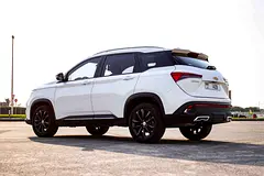 2024 Chevrolet Captiva for Rent in Al Quoz 4 photo 3