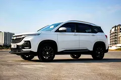 2024 Chevrolet Captiva for Rent in Al Quoz 4 photo 5