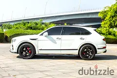 2021 Bentley Bentayga for Rent in Palm Jumeirah | Insured Self-Drive Rental photo 8