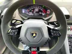 2022 Lamborghini Huracan for Rent in Al Barsha 1 — Flexible Rental in Al Barsha 1 photo 6