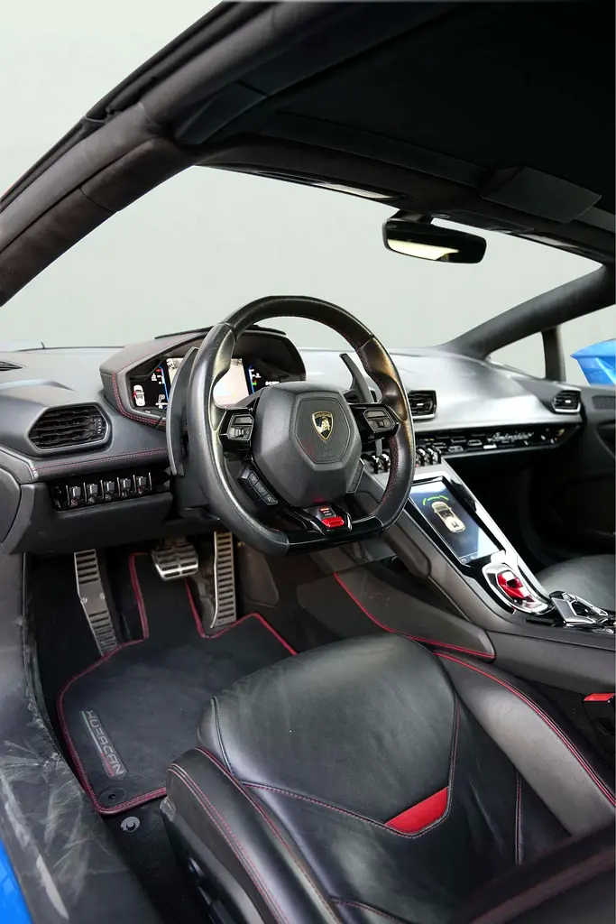 2022 Lamborghini Huracan for Rent in Al Barsha 1 (Blue) photo 5