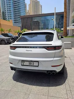 2022 Porsche Cayenne for Rent in Sheikh Zayed Road (White) photo 3