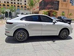 2022 Porsche Cayenne for Rent in Sheikh Zayed Road (White) photo 4