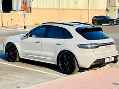 2023 Porsche Macan for Rent in Sheikh Zayed Road photo 4