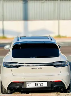 2023 Porsche Macan for Rent in Sheikh Zayed Road photo 6