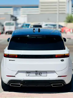 2023 Land Rover Range Rover Sport for Rent in Sheikh Zayed Road photo 3