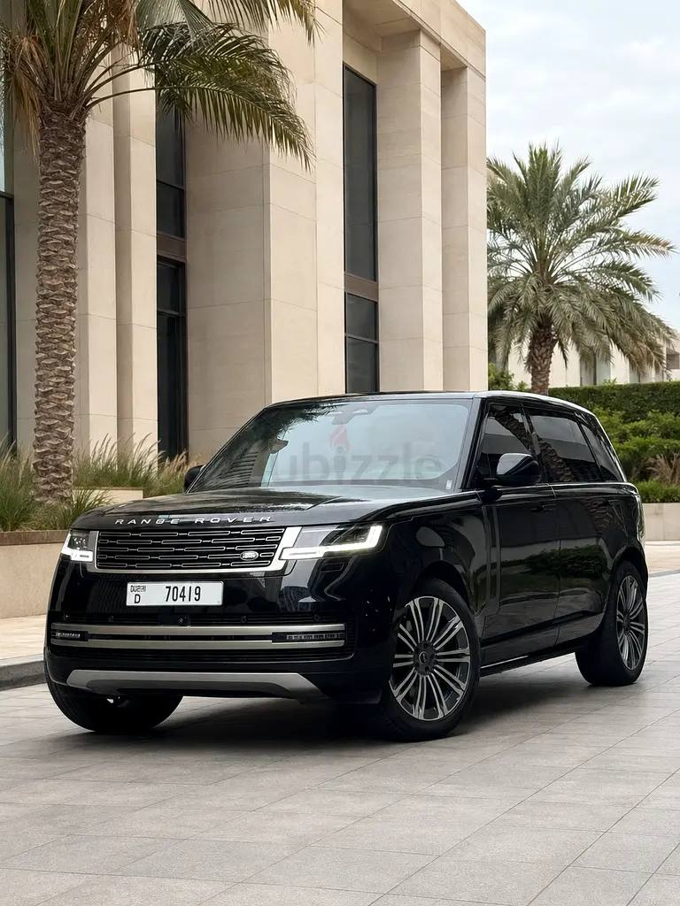 2024 Land Rover Range Rover for Rent in Al Barsha 1 photo 2