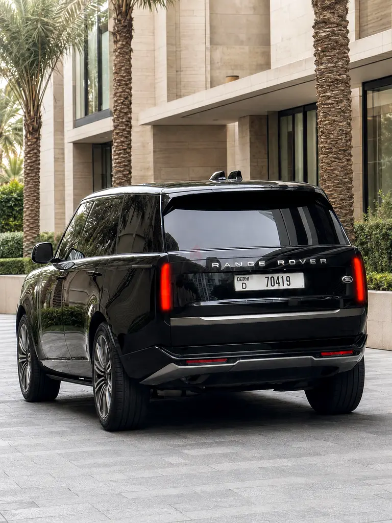 2024 Land Rover Range Rover for Rent in Al Barsha 1 photo 4