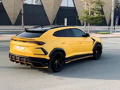 2022 Lamborghini Urus for Rent in Al Barsha 1 (Yellow) photo 4