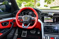 2022 Lamborghini Urus for Rent in Palm Jumeirah (Black) photo 10