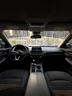 2023 Nissan Altima for Rent in Business Bay photo 4