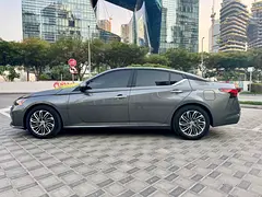2023 Nissan Altima for Rent in Business Bay photo 8